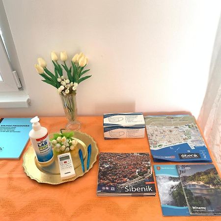Apartment Silvana II シベニク エクステリア 写真