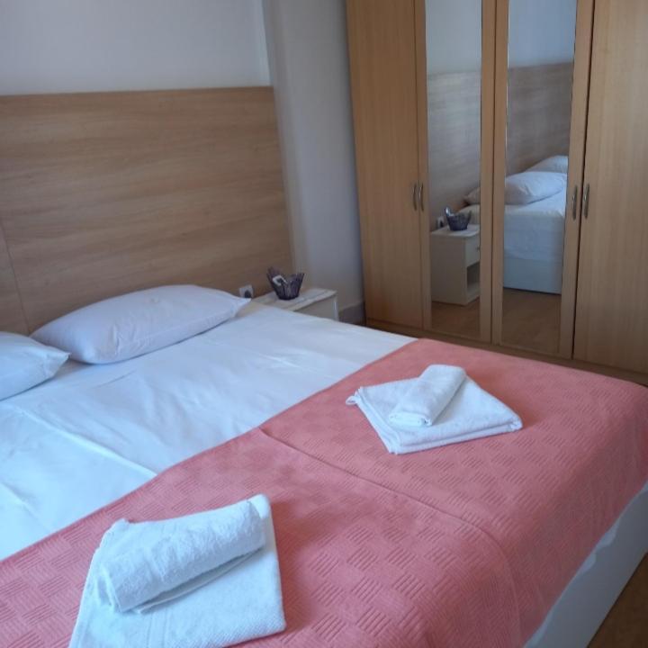 Apartment Silvana II シベニク エクステリア 写真